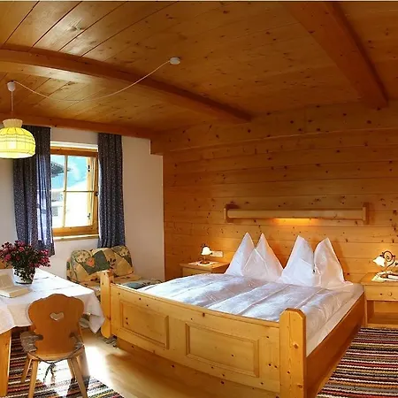 Hacklhof Çiftlik konaklama Kössen